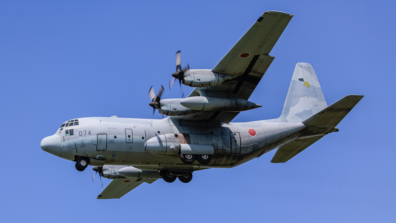 地上展示機のフライイン情報 12年ぶりにF-22が登場・横田基地日米友好